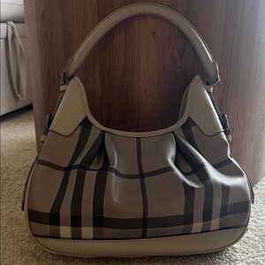 Vintage Burberry Leather Shoulder Bag
